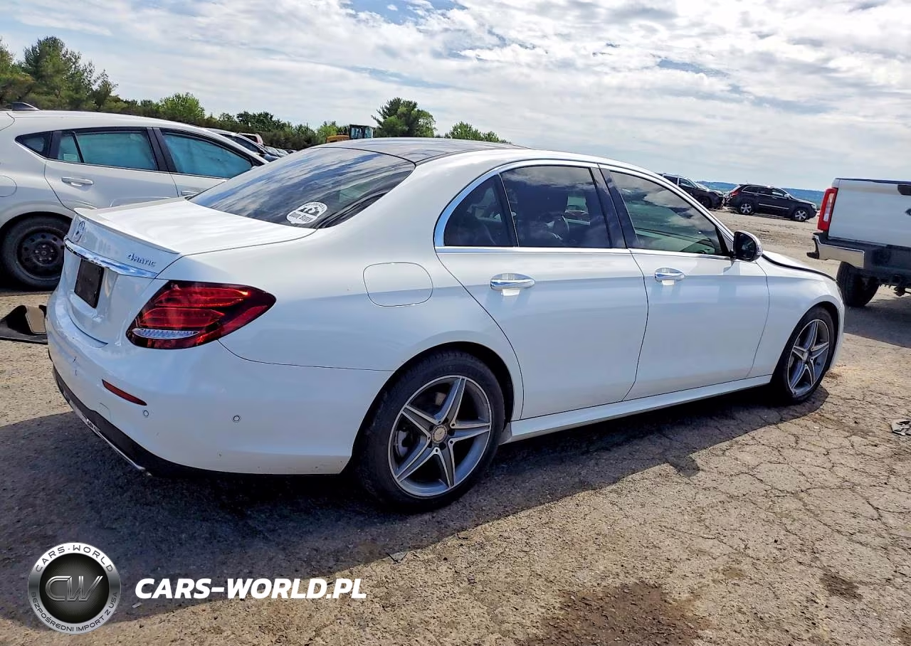 2017 Mercedes-Benz E 300 4Matic VIN:WDDZF4KBXHA201878 - 3