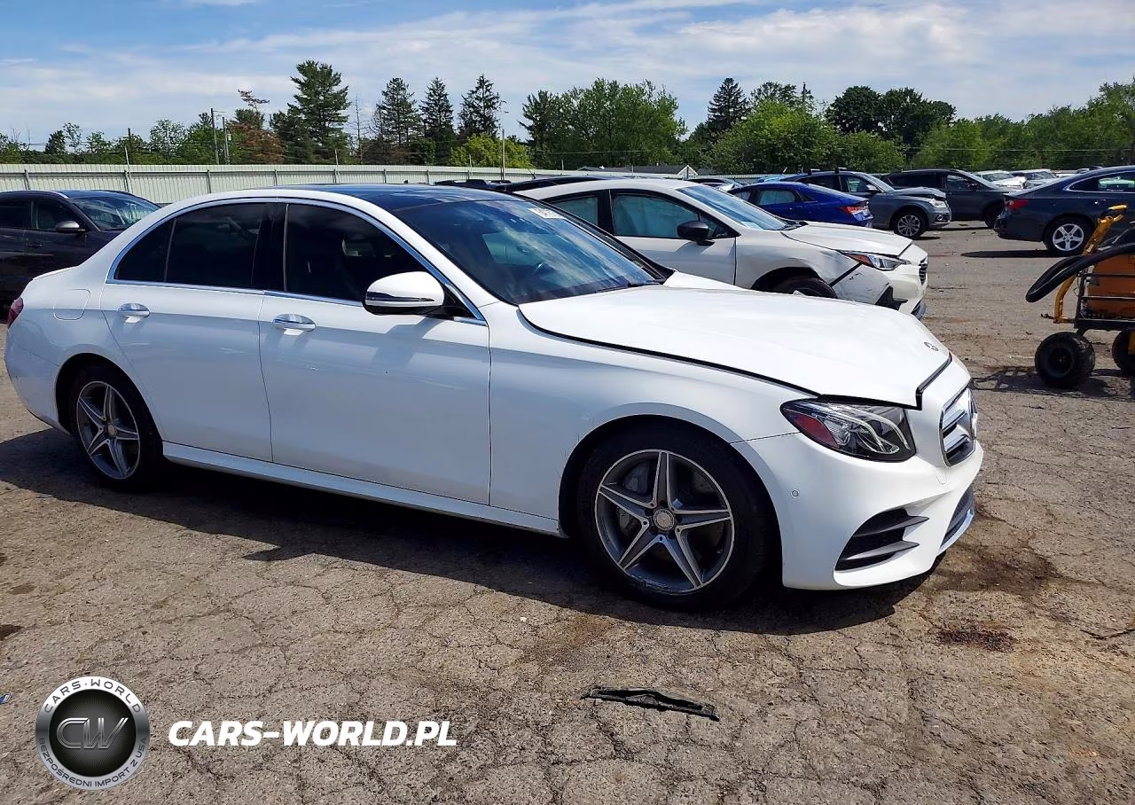 2017 Mercedes-Benz E 300 4Matic VIN:WDDZF4KBXHA201878 - 4