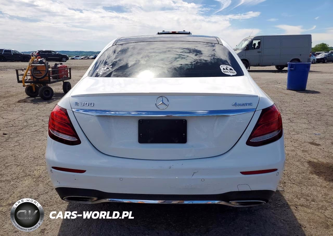 2017 Mercedes-Benz E 300 4Matic VIN:WDDZF4KBXHA201878 - 6
