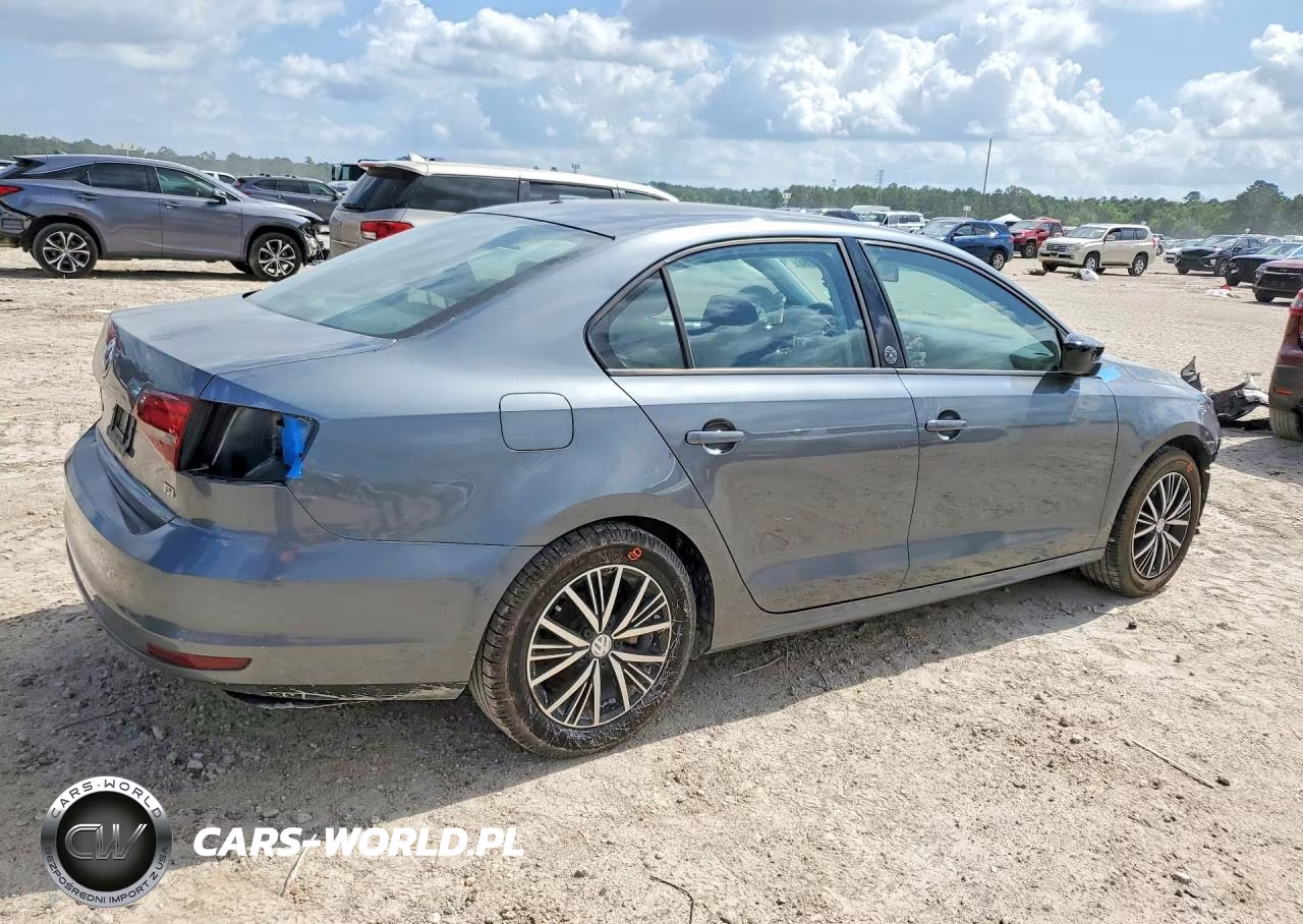 2018 Volkswagen Jetta Se VIN:3VWDB7AJ2JM235765 - 3