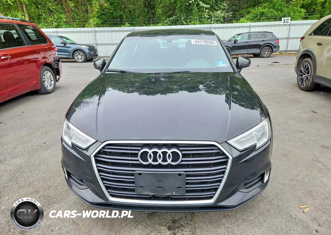 2018 Audi A3 Premium VIN:WAUAUGFF6J1045871 - 5