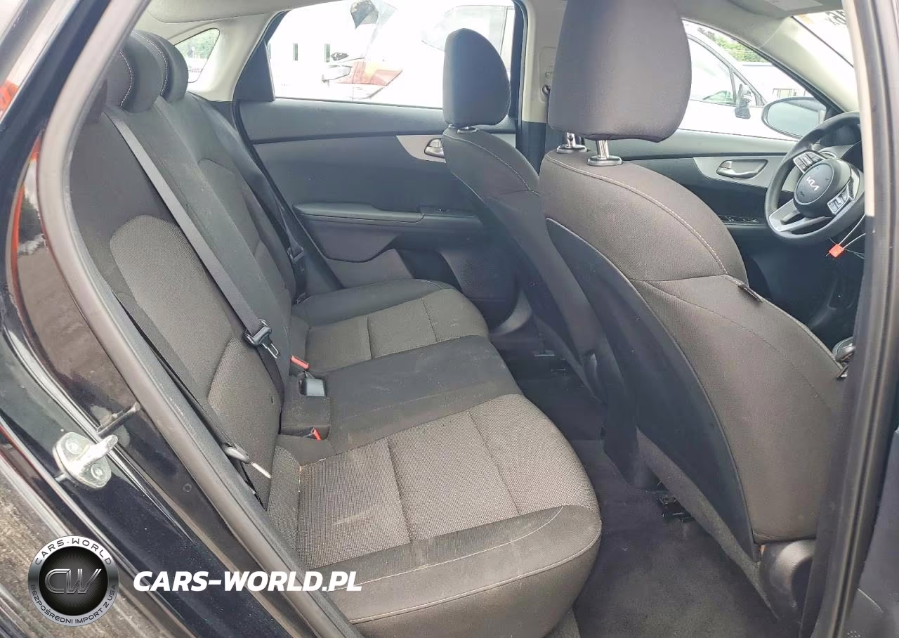 2023 Kia Forte Lx VIN:3KPF24AD4PE685490 - 10