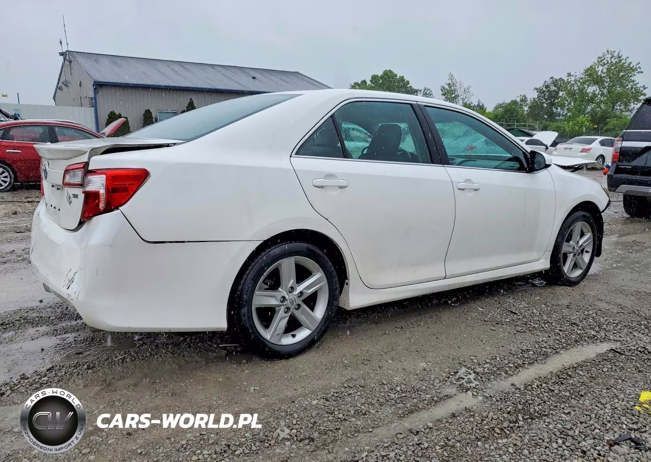2013 Toyota Camry Se VIN:4T1BF1FK9DU671618 - 3