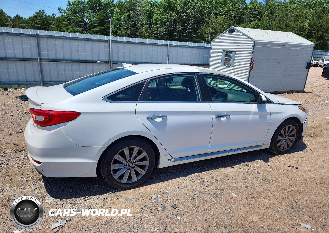 2015 Hyundai Sonata Sport VIN:5NPE34AF3FH082809 - 3