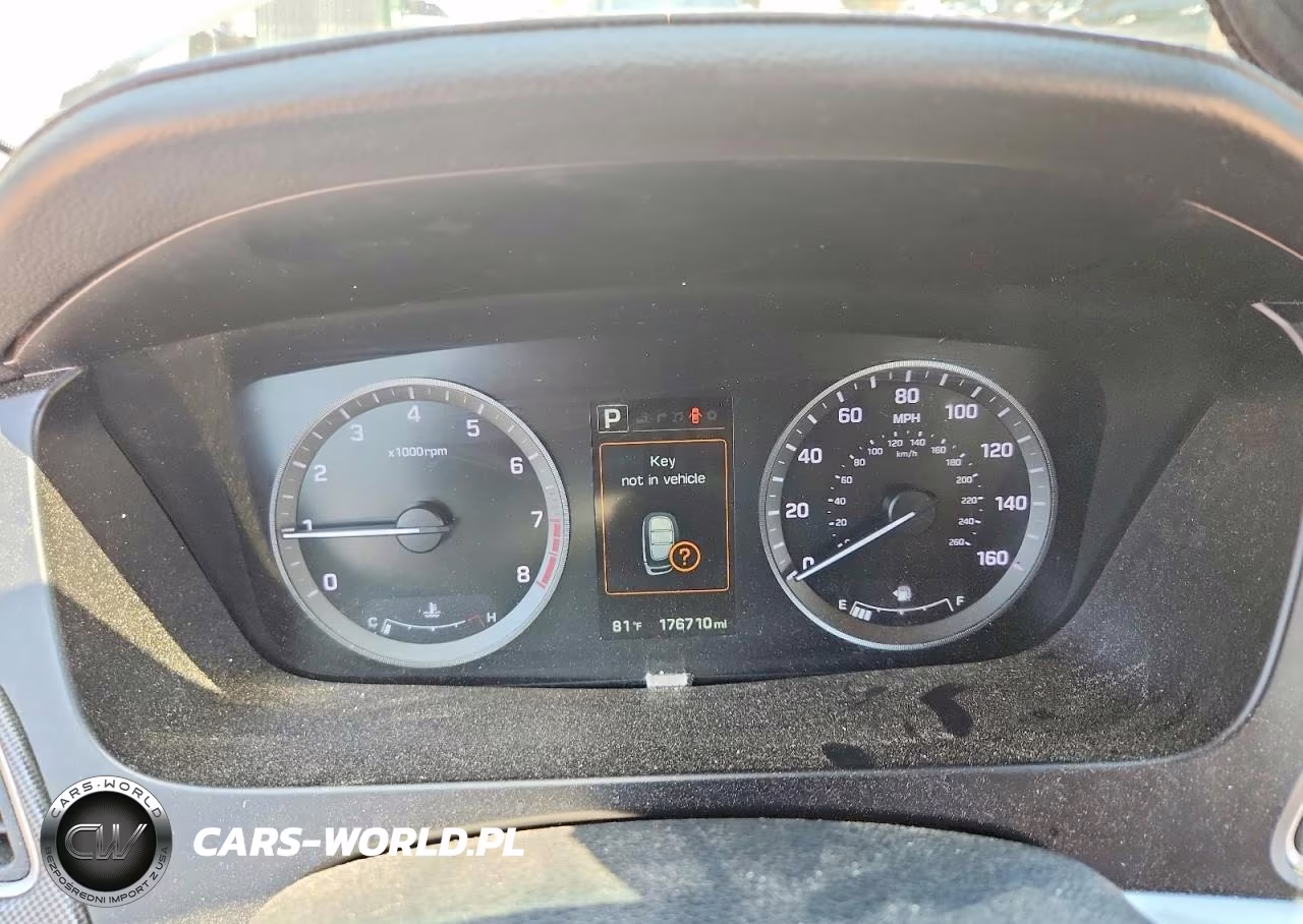 2015 Hyundai Sonata Sport VIN:5NPE34AF3FH082809 - 9