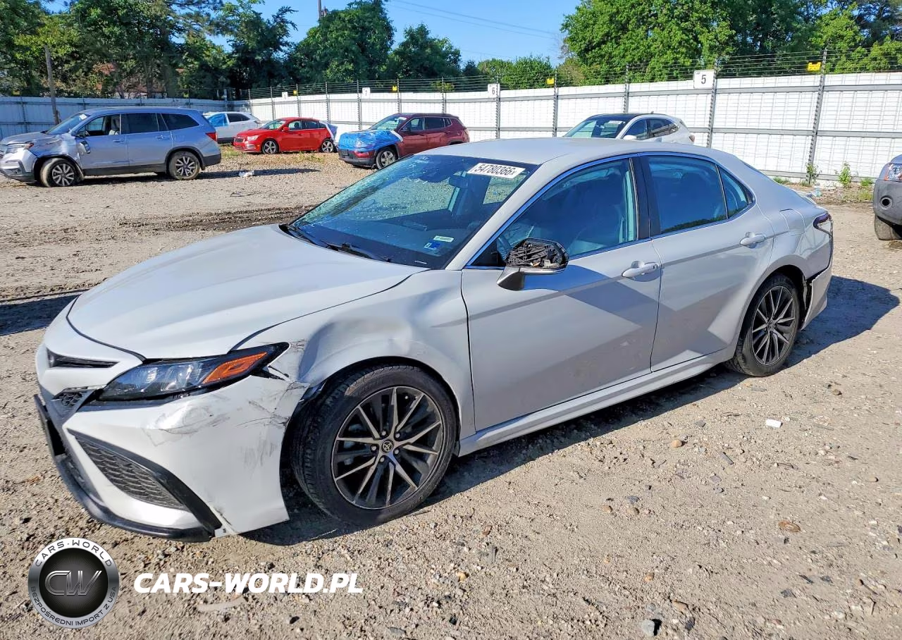 2022 Toyota Camry Se – zdjęcie 1 z 13