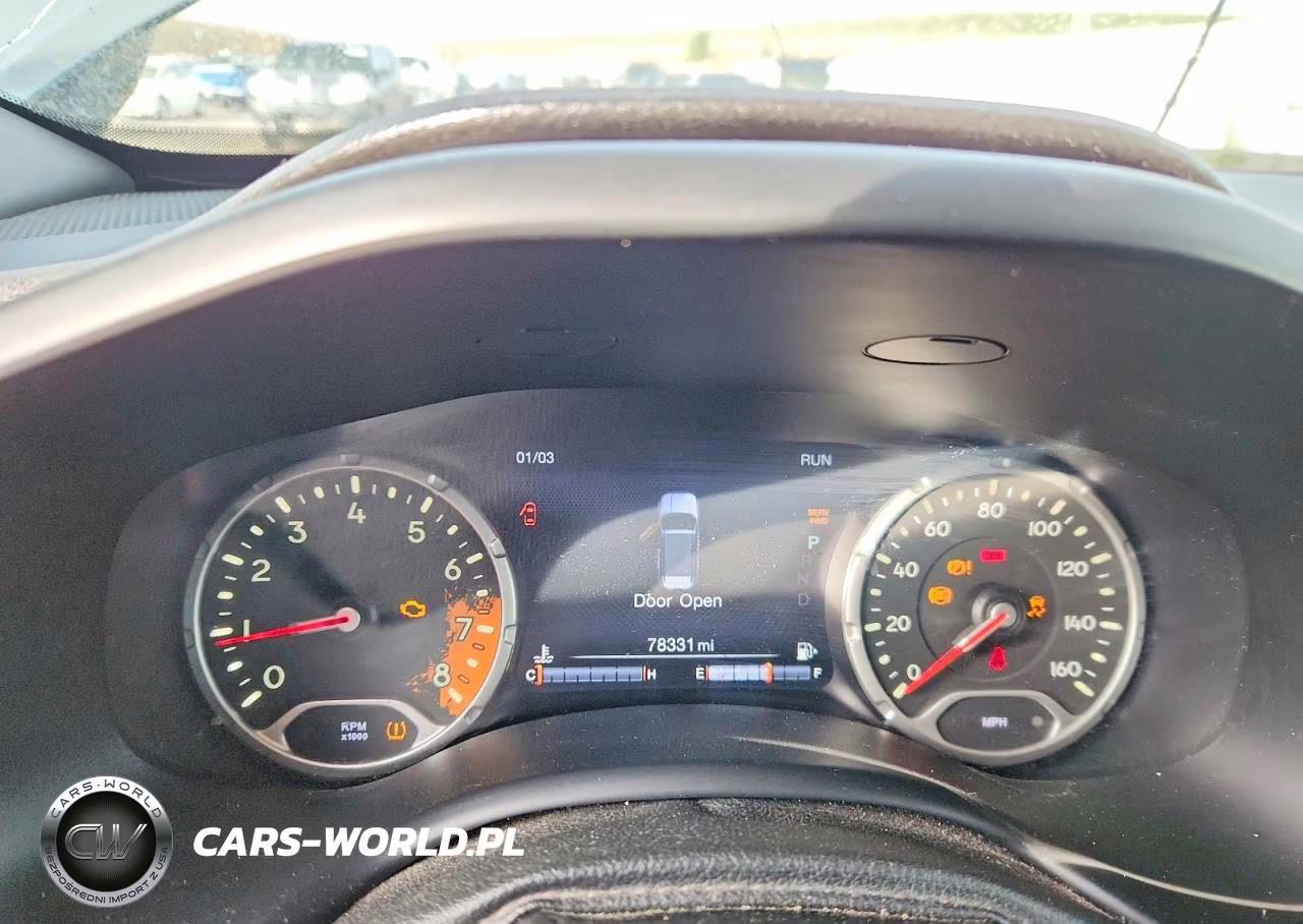 2018 Jeep Renegade Trailhawk VIN:ZACCJBCB1JPH87779 - 9