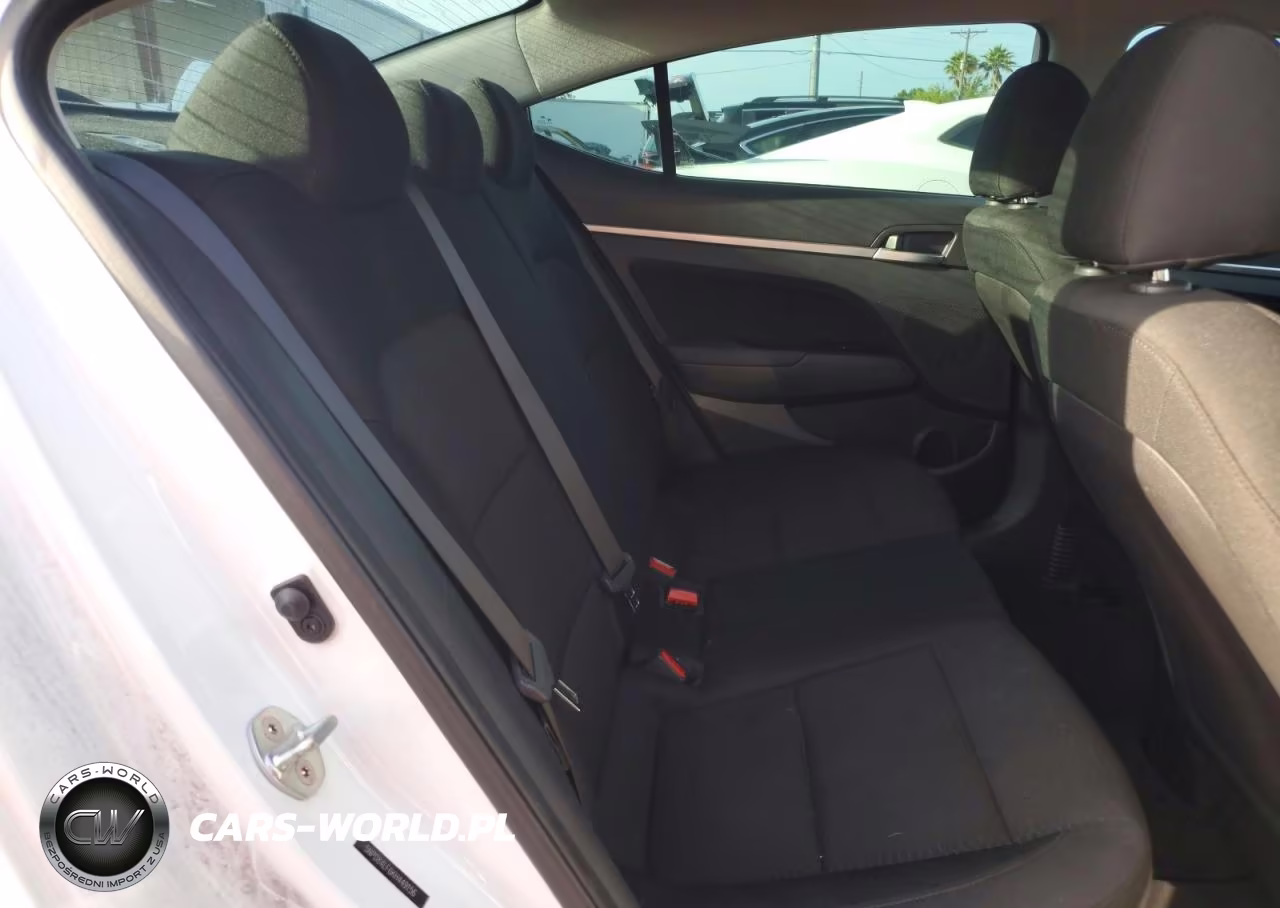 2019 Hyundai Elantra Sel VIN:5NPD84LF6KH449156 - 10