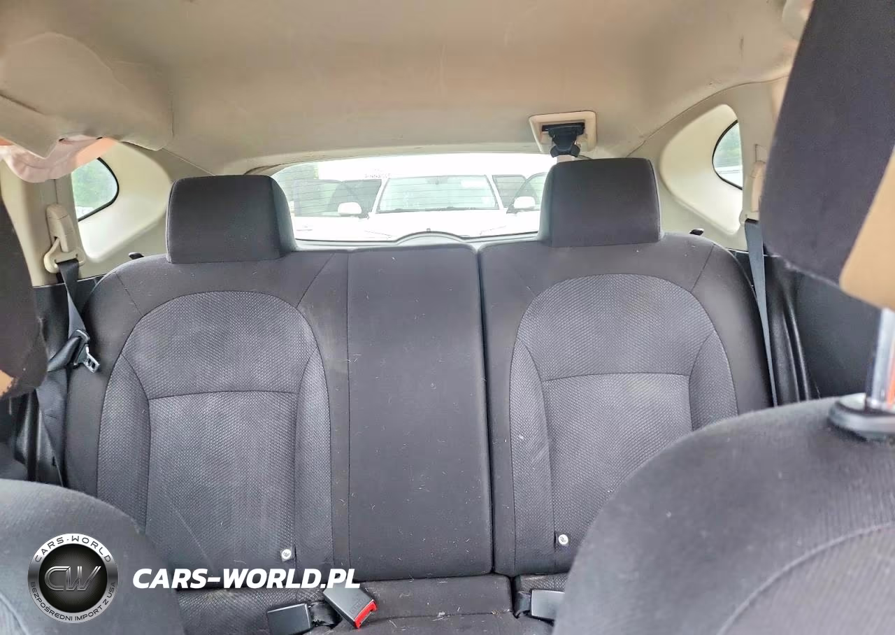 2015 Nissan Rogue Select S VIN:JN8AS5MV9FW766997 - 10