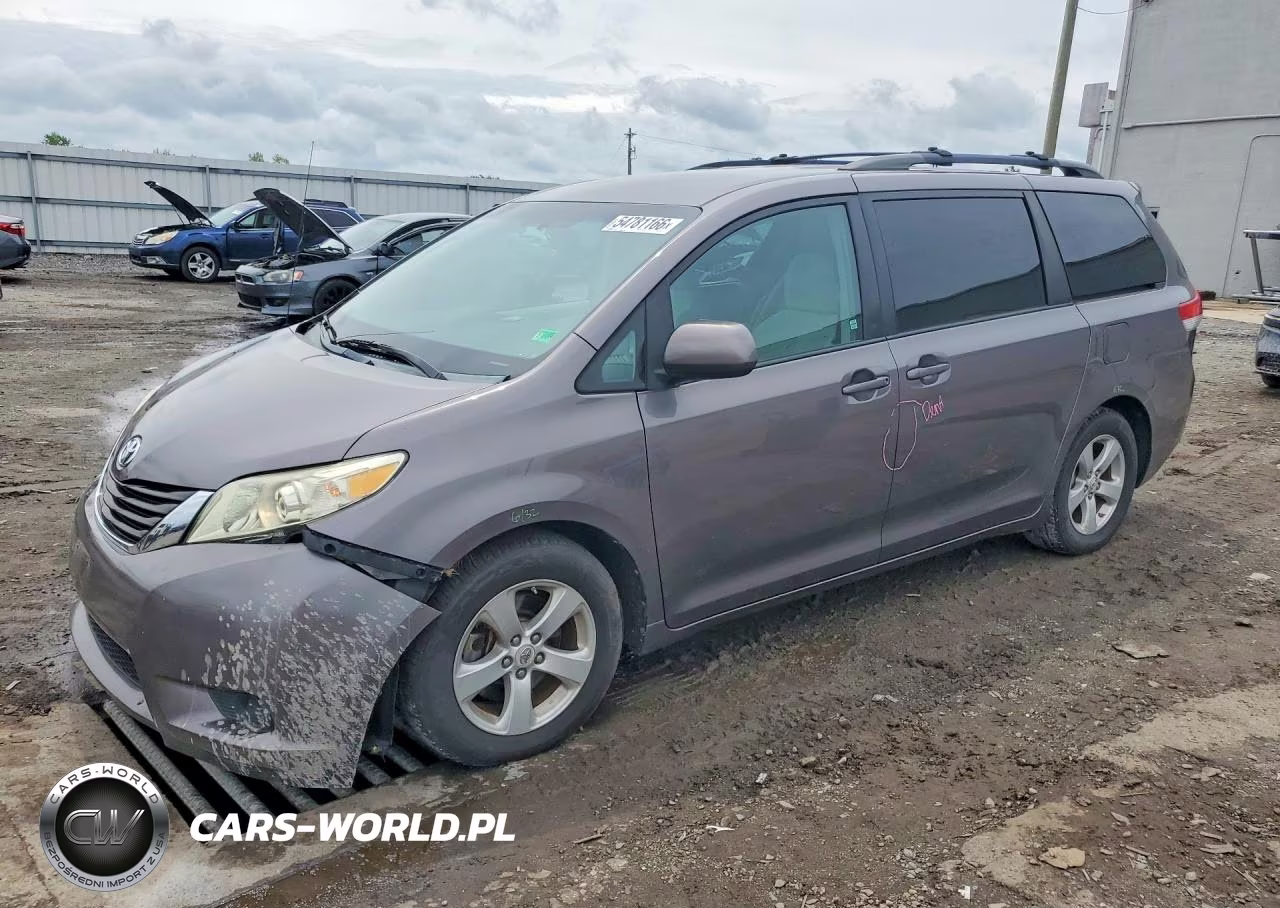 2011 Toyota Sienna Le