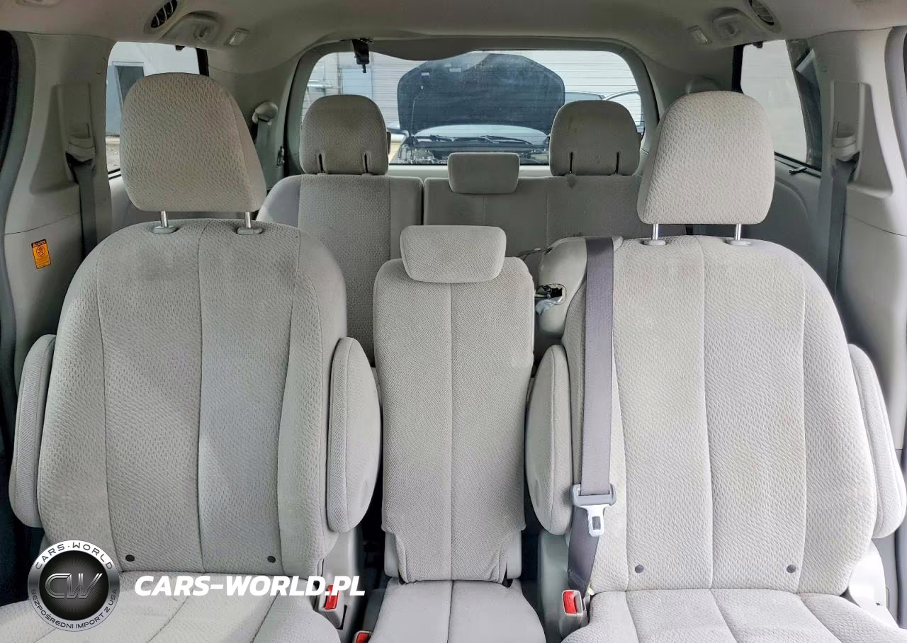 2011 Toyota Sienna Le VIN:5TDKK3DC8BS171152 - 10
