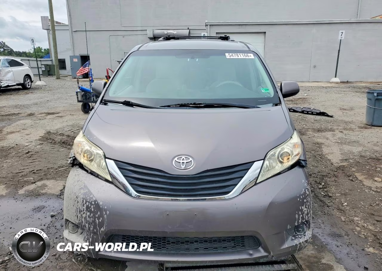 2011 Toyota Sienna Le VIN:5TDKK3DC8BS171152 - 5