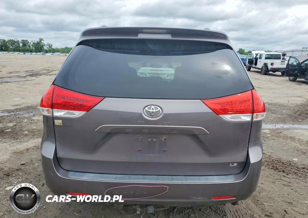 2011 Toyota Sienna Le VIN:5TDKK3DC8BS171152 - 6
