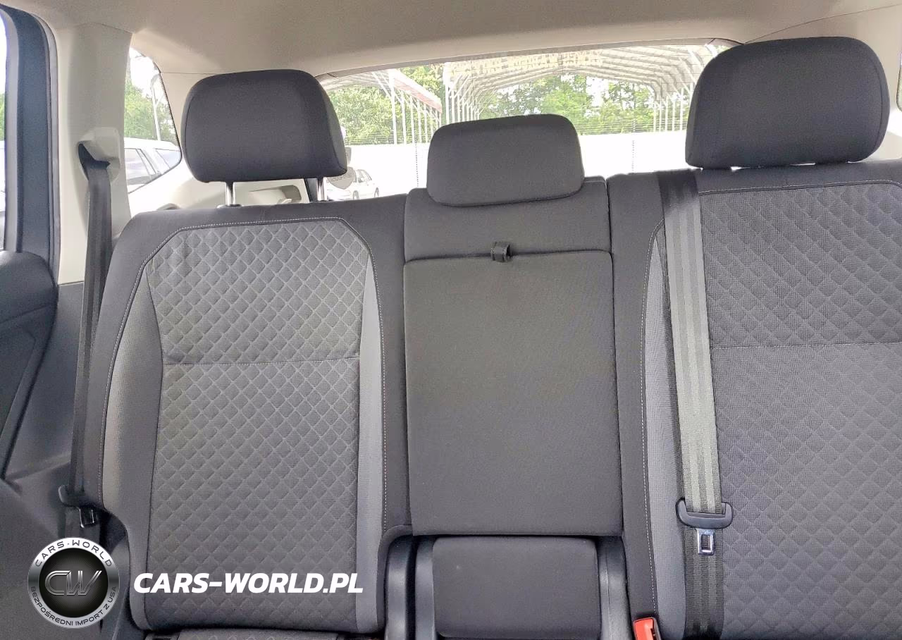2020 Volkswagen Tiguan S VIN:3VV0B7AX1LM144089 - 10