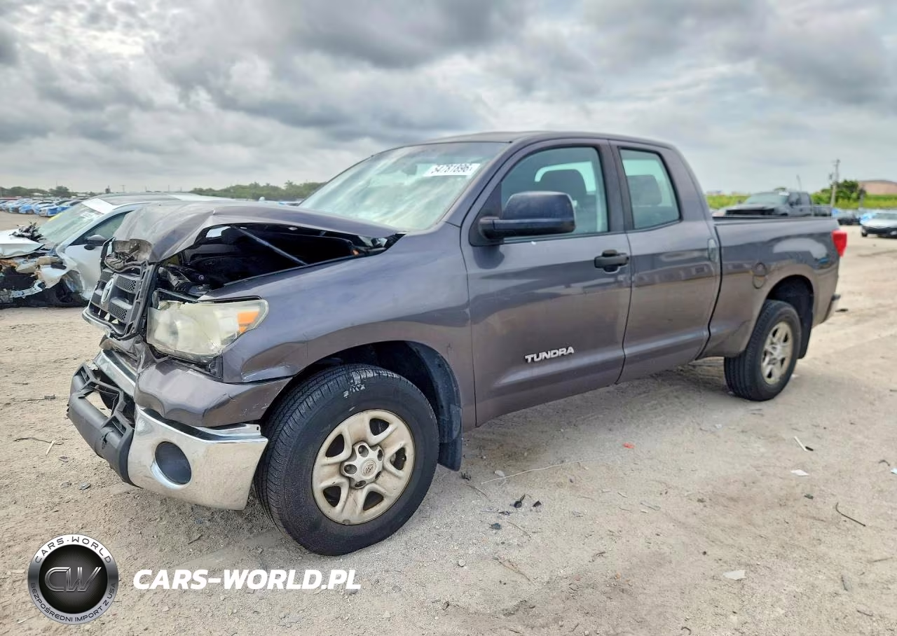 2013 Toyota Tundra Double Cab Sr5