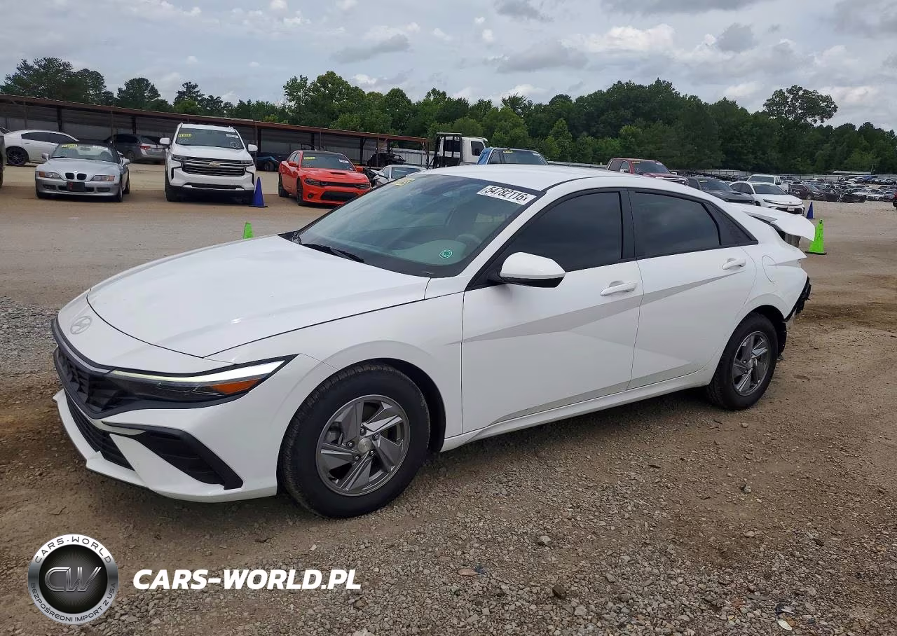 2024 Hyundai Elantra Se – zdjęcie 1 z 12