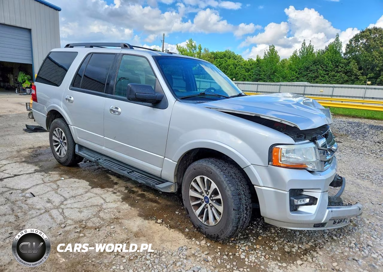 2017 Ford Expedition Xlt VIN:1FMJU1HT1HEA55984 - 4