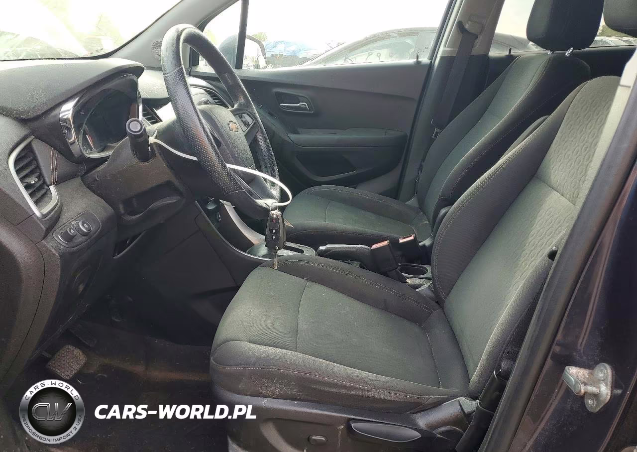 2019 Chevrolet Trax Ls VIN:3GNCJKSB6KL281643 - 7