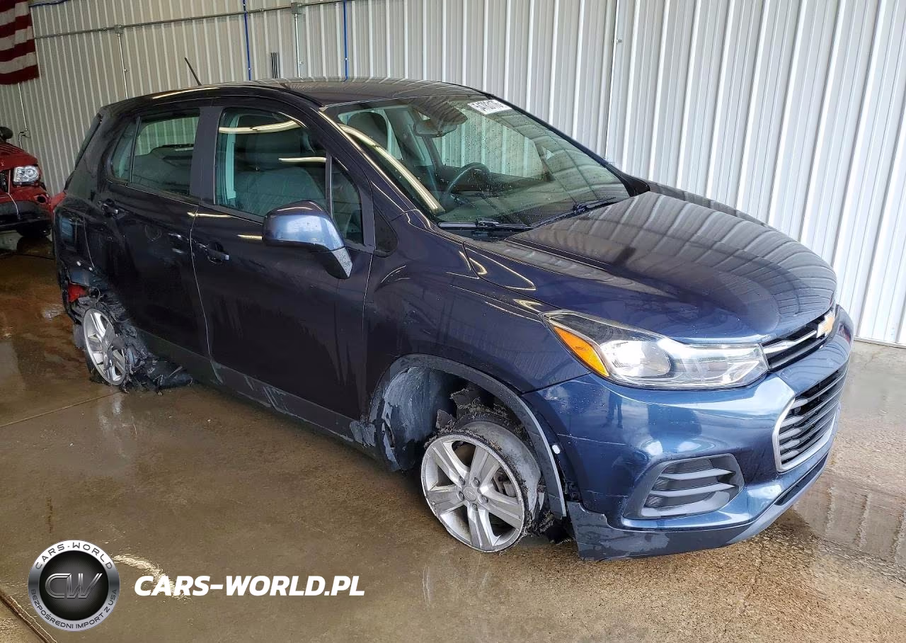 2018 Chevrolet Trax Ls VIN:3GNCJNSB7JL183351 - 4