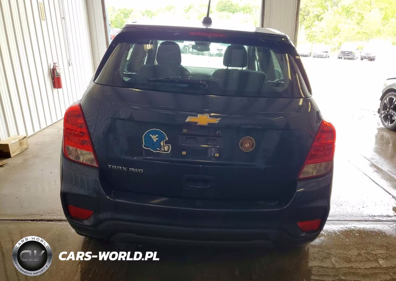 2018 Chevrolet Trax Ls VIN:3GNCJNSB7JL183351 - 6