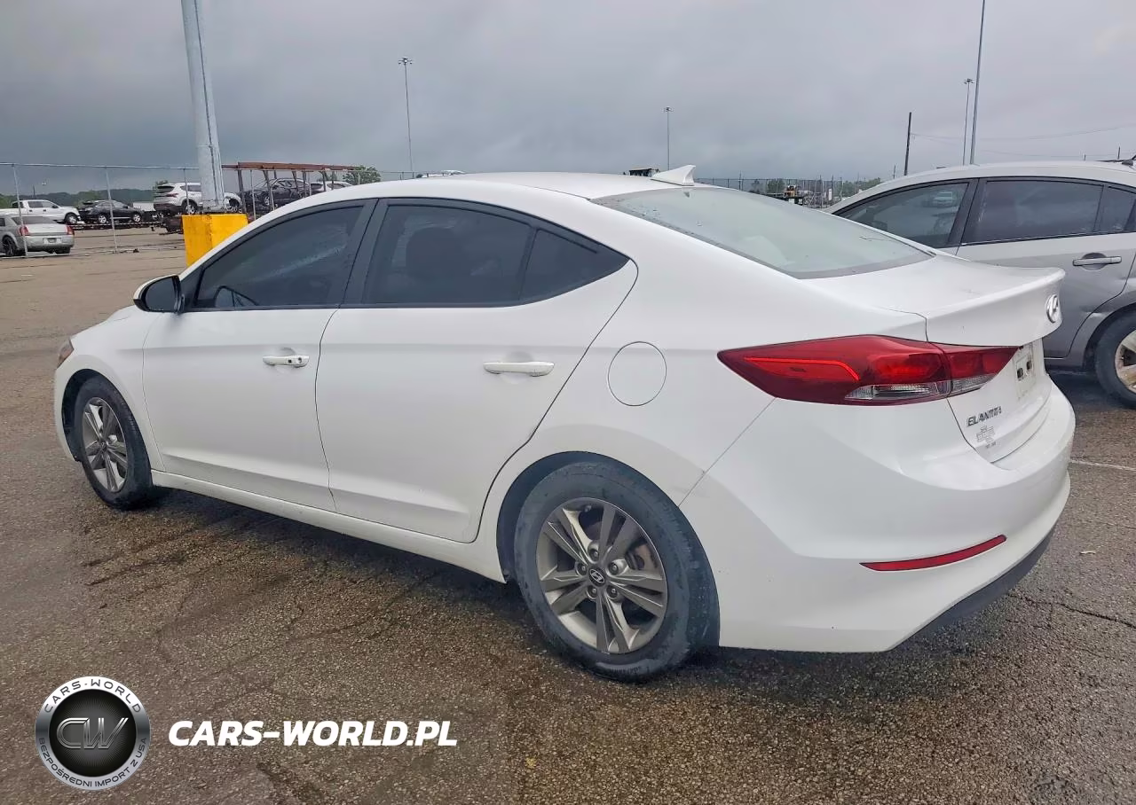 2018 Hyundai Elantra Value Edition VIN:5NPD84LF7JH354104 - 2