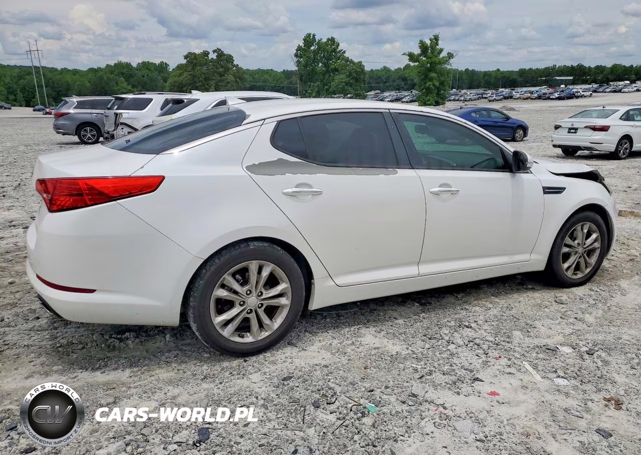 2013 Kia Optima Lx VIN:5XXGM4A76DG098915 - 3