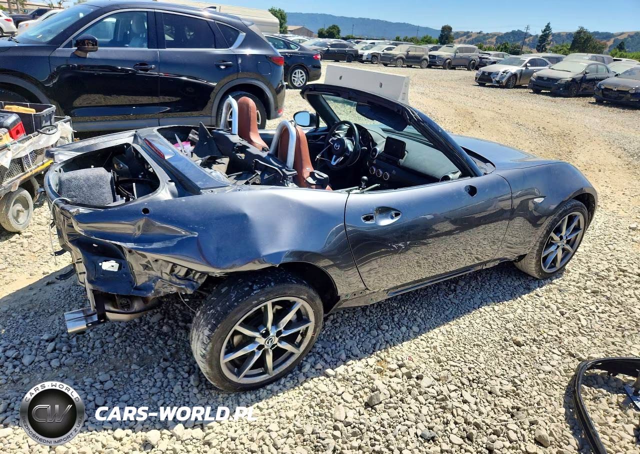 2023 Mazda Mx-5 Miata Grand Touring VIN:JM1NDAD71P0553127 - 3