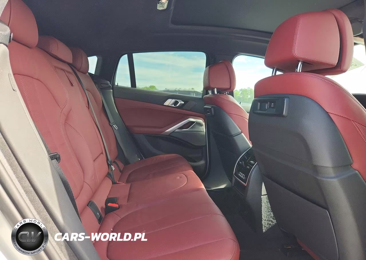 2021 BMW X6 M50I VIN:5UXCY8C08M9F51263 - 11