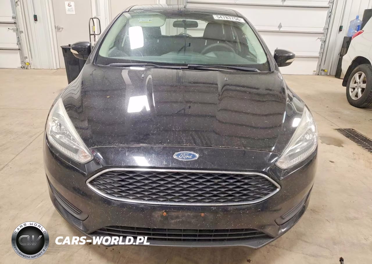 2016 Ford Focus Se VIN:1FADP3K22GL246155 - 5