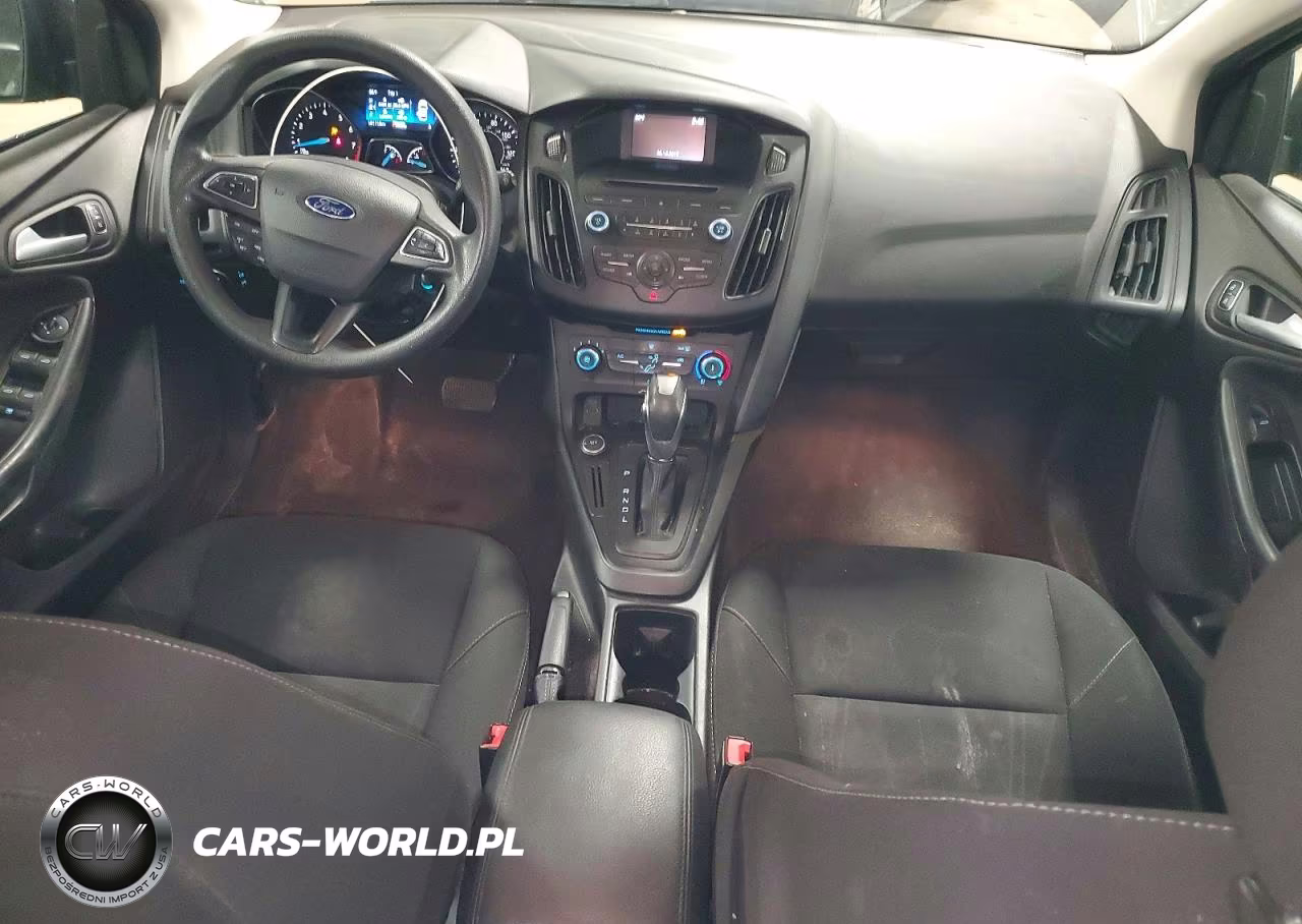 2016 Ford Focus Se VIN:1FADP3K22GL246155 - 8