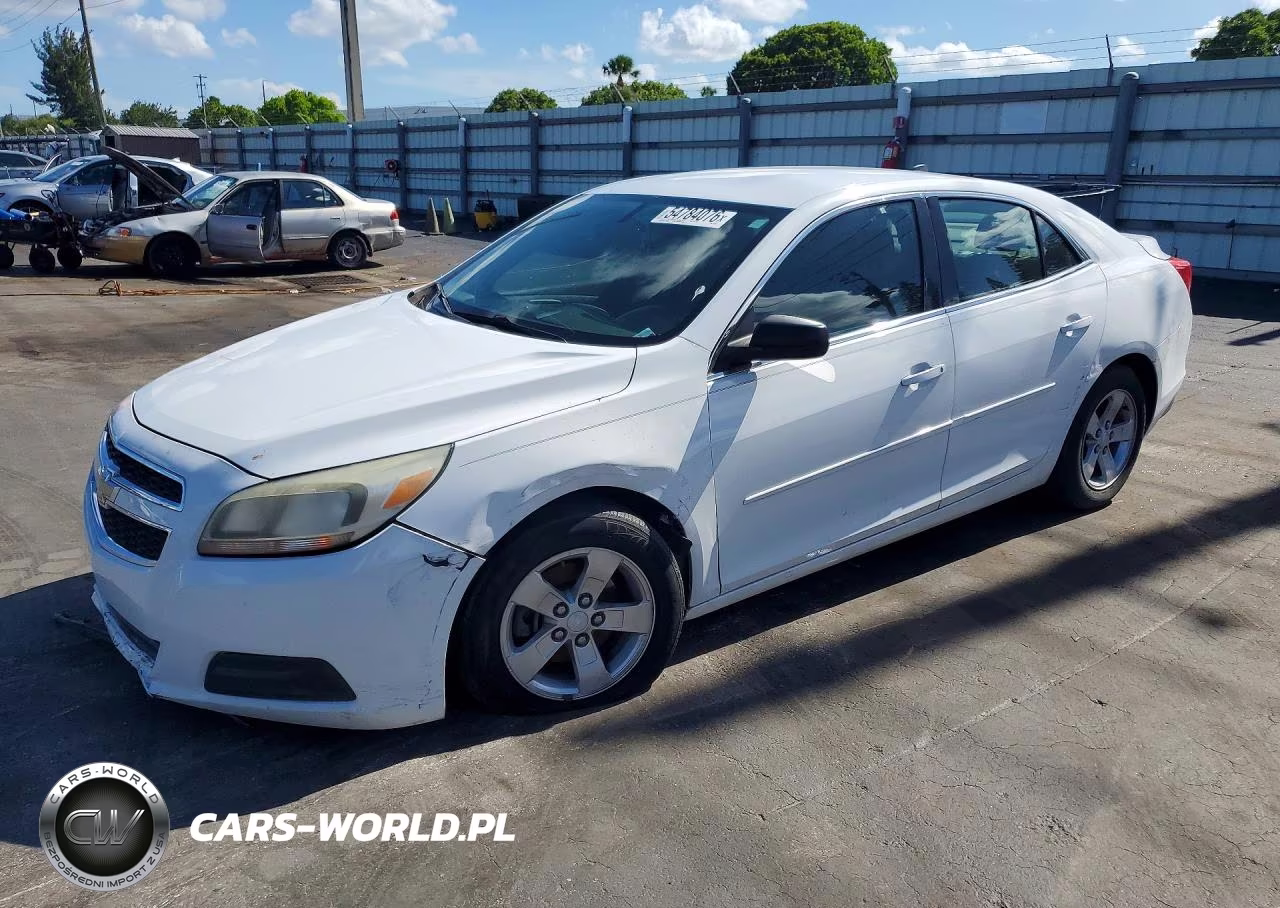 2013 Chevrolet Malibu – zdjęcie 1 z 12