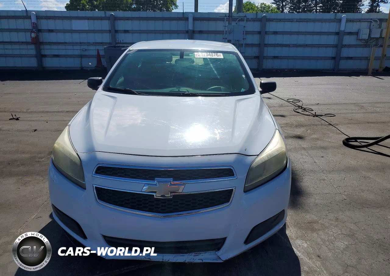 2013 Chevrolet Malibu VIN:1G11B5SA8DF192782 - 5