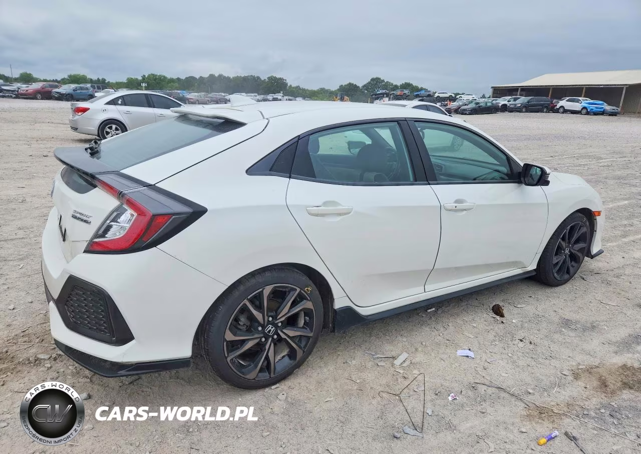 2018 Honda Civic Sport Touring VIN:SHHFK7H90JU219445 - 3