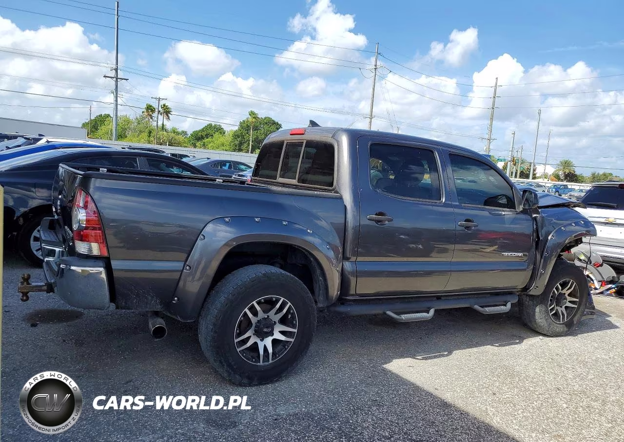 2014 Toyota Tacoma Double Cab Prerunner VIN:3TMJU4GN7EM165971 - 3