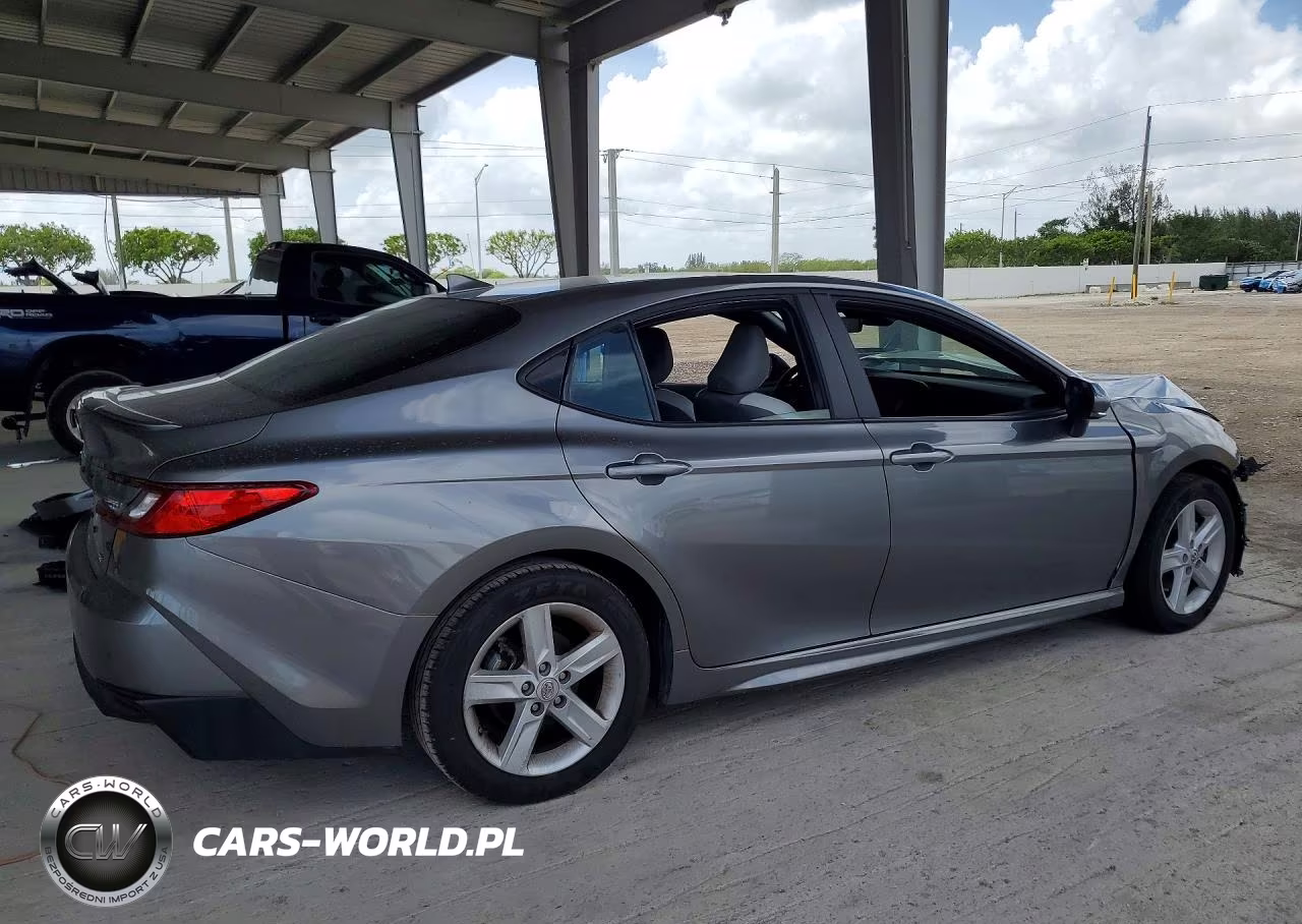 2025 Toyota Camry Se VIN:4T1DAACK4SU641130 - 3