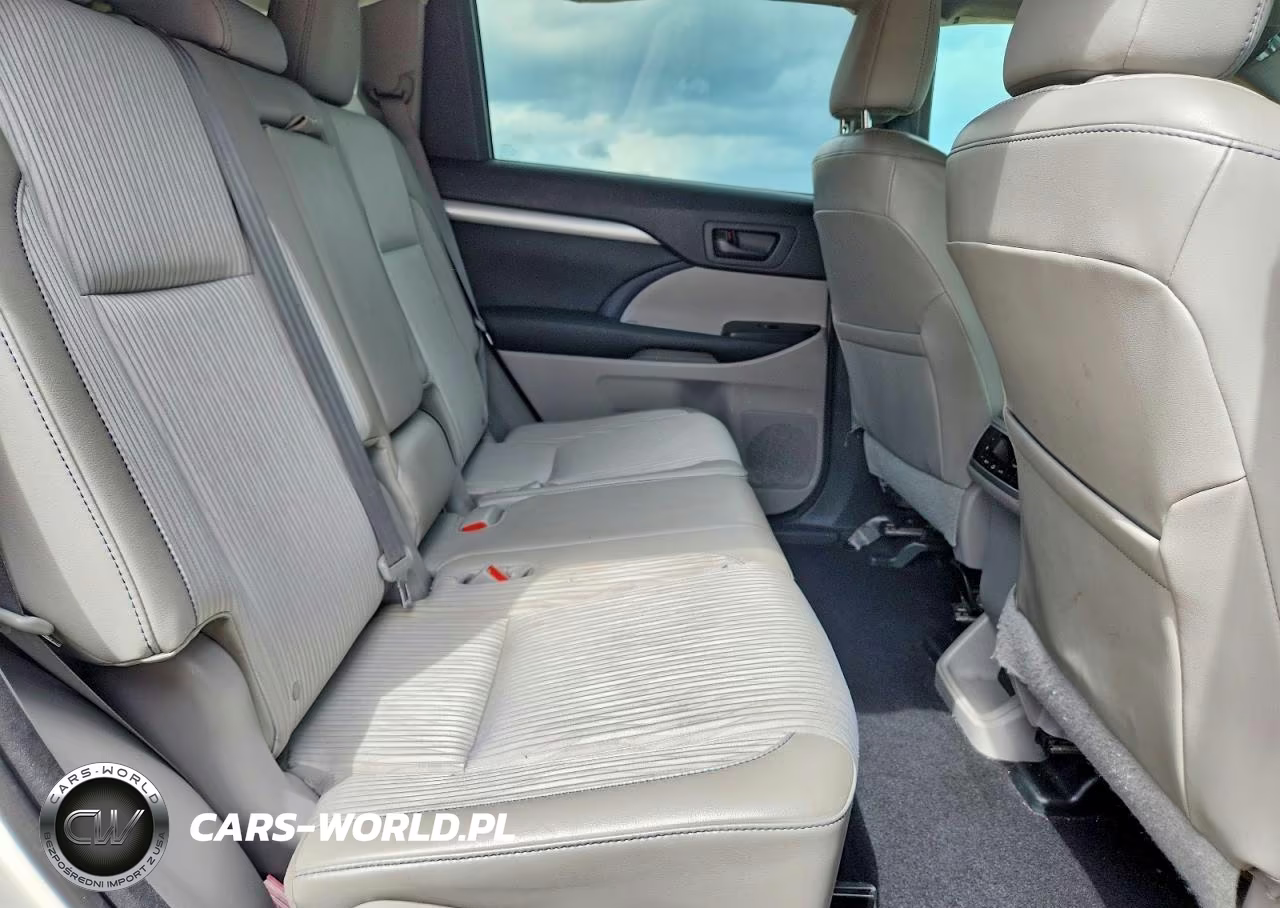 2015 Toyota Highlander Le Plus VIN:5TDZKRFH2FS103381 - 11