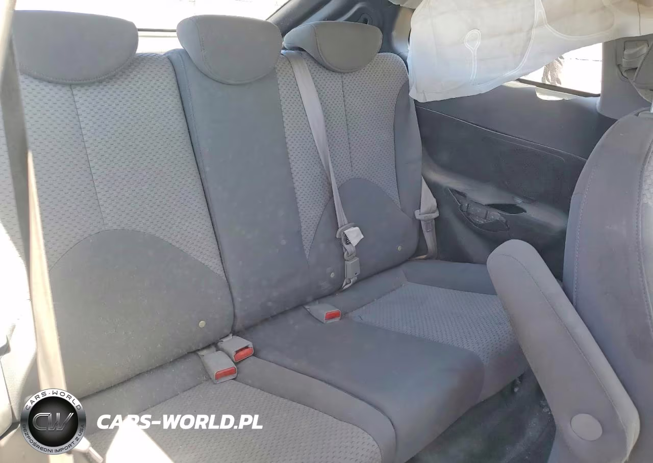 2008 Hyundai Accent Gs VIN:KMHCM36C08U073891 - 11