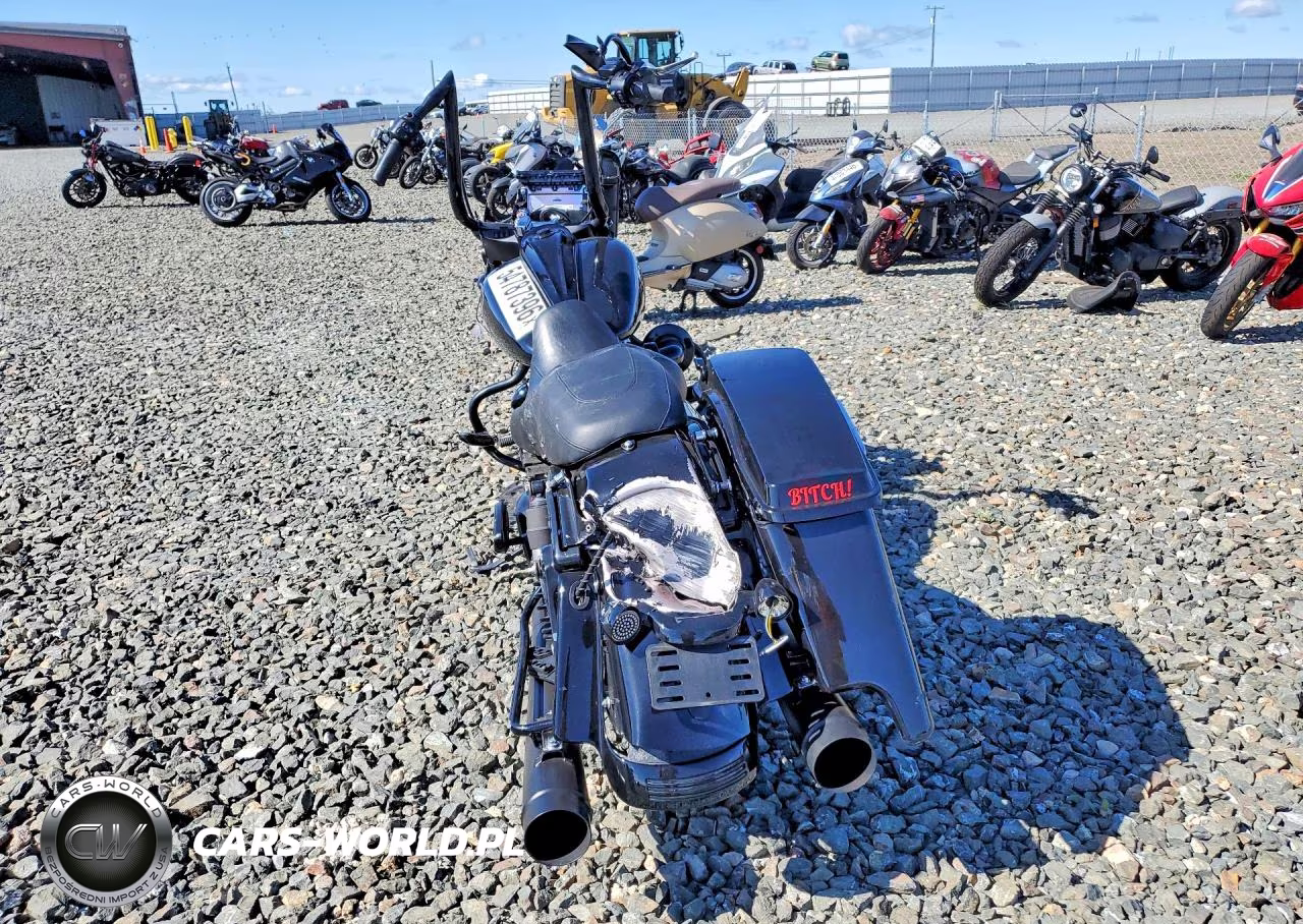 2023 Harley-Davidson Flhx VIN:1HD1KBC15PB642760 - 4