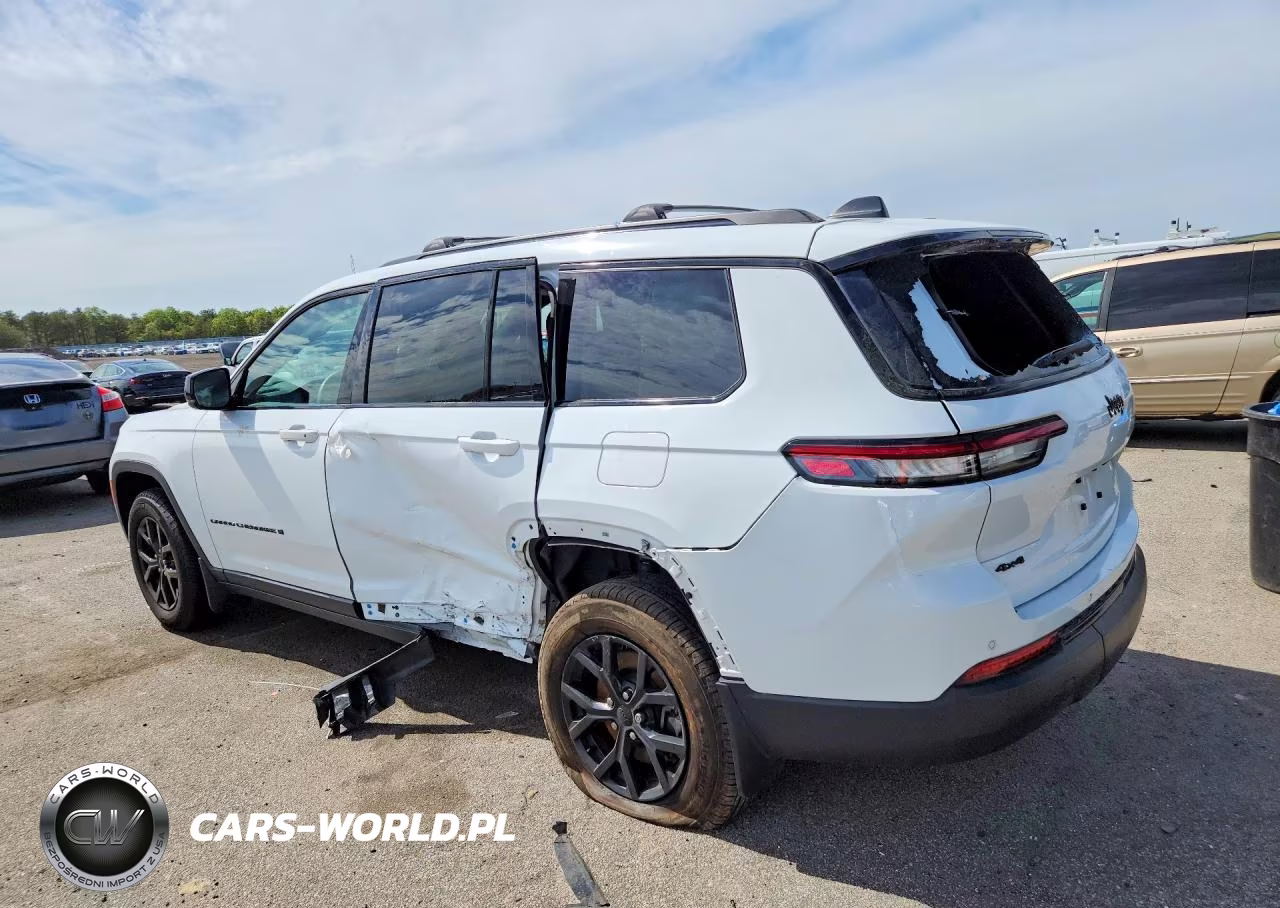 2025 Jeep Grand Cherokee L Laredo VIN:1C4RJKAG8S8653000 - 2