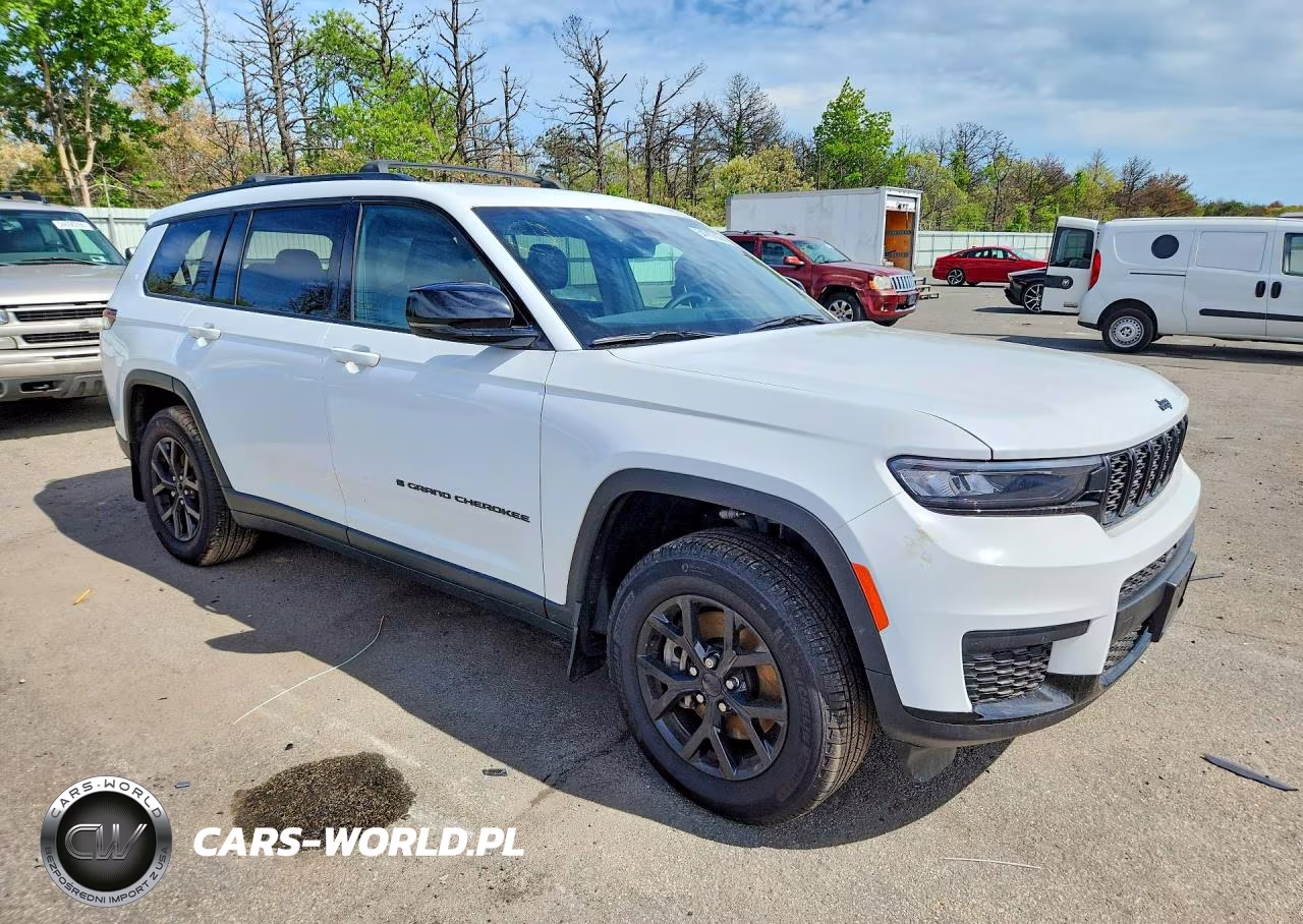 2025 Jeep Grand Cherokee L Laredo VIN:1C4RJKAG8S8653000 - 4