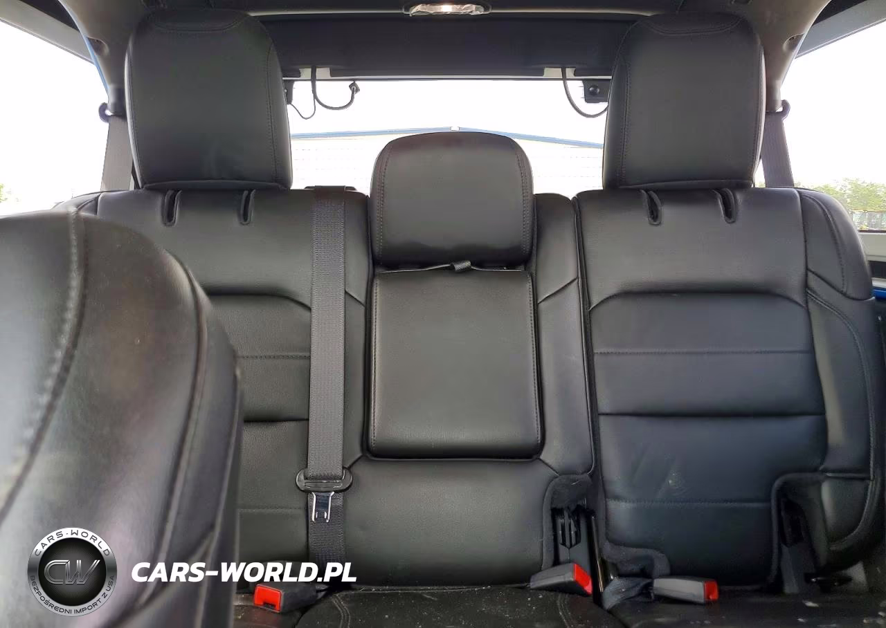 2021 Jeep Wrangler Unlimited Sahara VIN:1C4HJXEN2MW731545 - 10