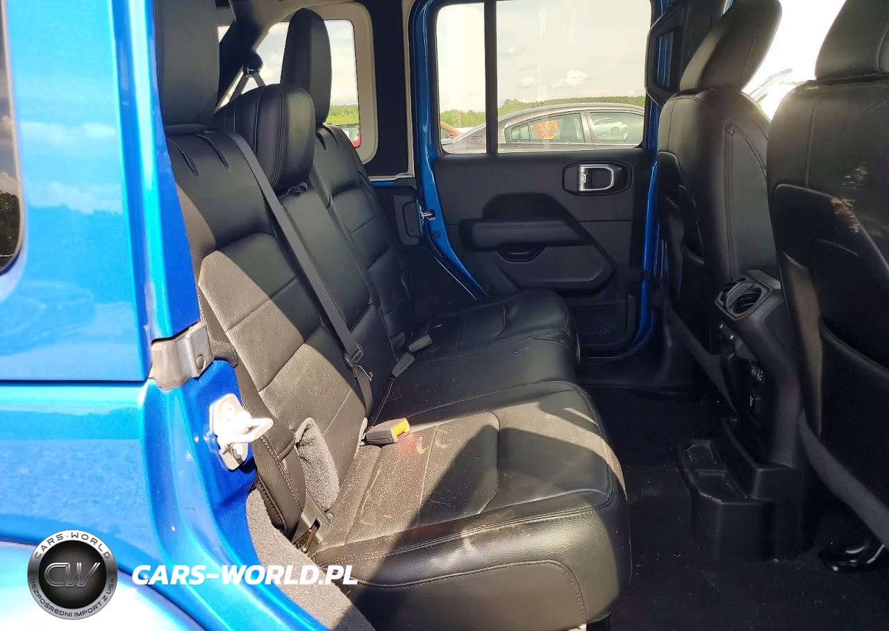 2021 Jeep Wrangler Unlimited Sahara VIN:1C4HJXEN2MW731545 - 11