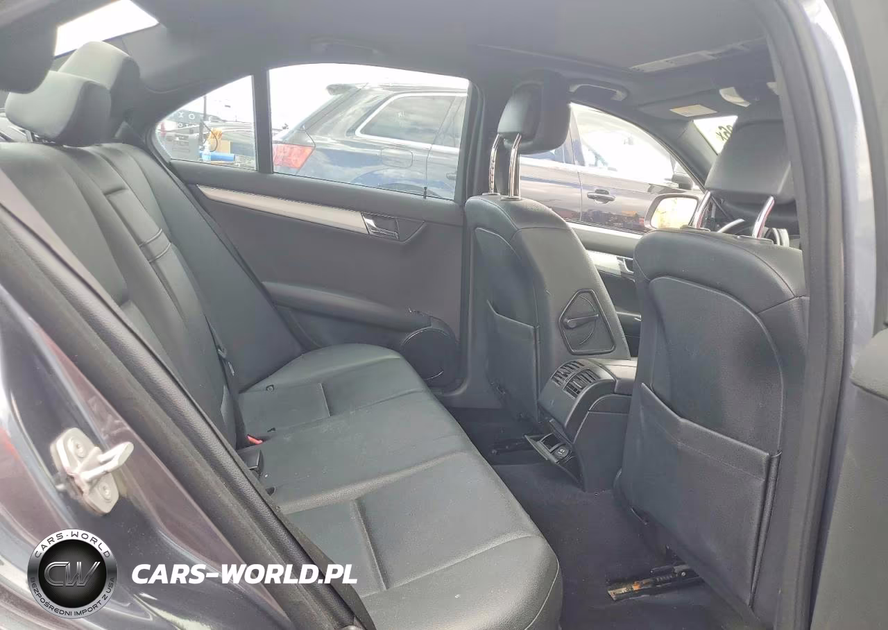 2009 Mercedes-Benz C 300 VIN:WDDGF54XX9R067611 - 10