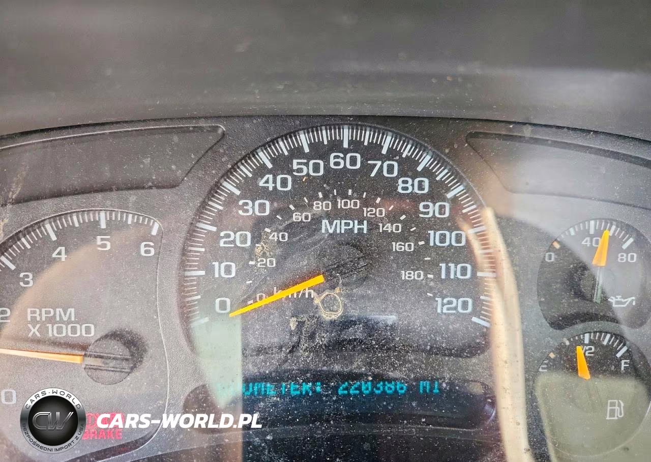 2005 Chevrolet Silverado C1500 VIN:1GCEC19X35Z175865 - 9