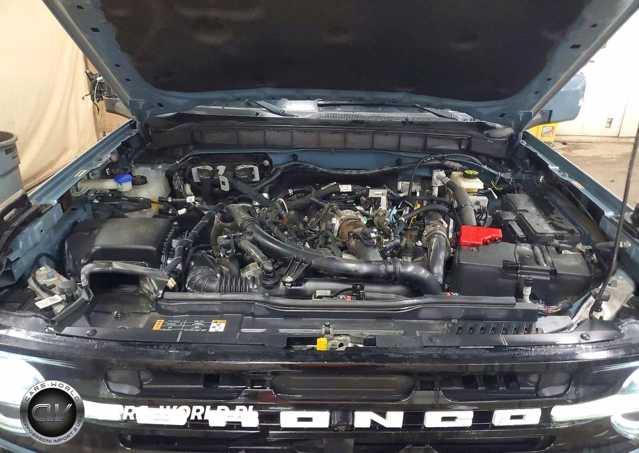2022 Ford Bronco Base VIN:1FMDE5APXNLB44426 - 10