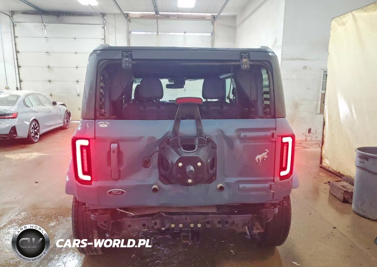 2022 Ford Bronco Base VIN:1FMDE5APXNLB44426 - 4