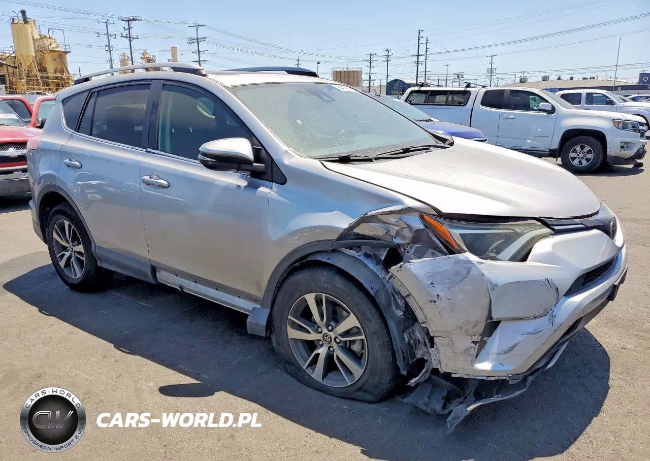 2017 Toyota Rav4 Xle VIN:2T3WFREV5HW368246 - 4