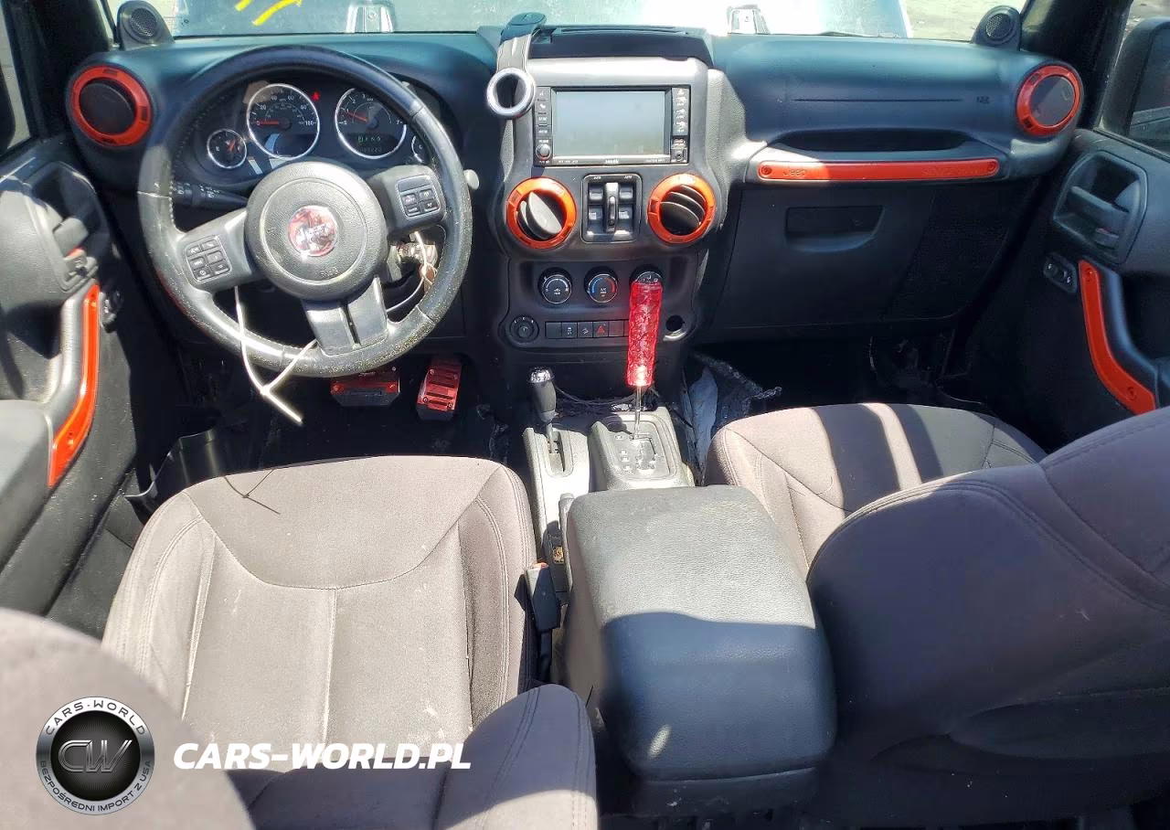 2014 Jeep Wrangler Unlimited Sport VIN:1C4BJWDG6EL269240 - 8