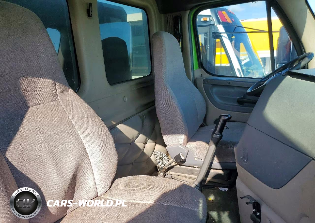 2015 Freightliner Cascadia Semi Truck VIN:1FUJGBDV3FLGE8979 - 6