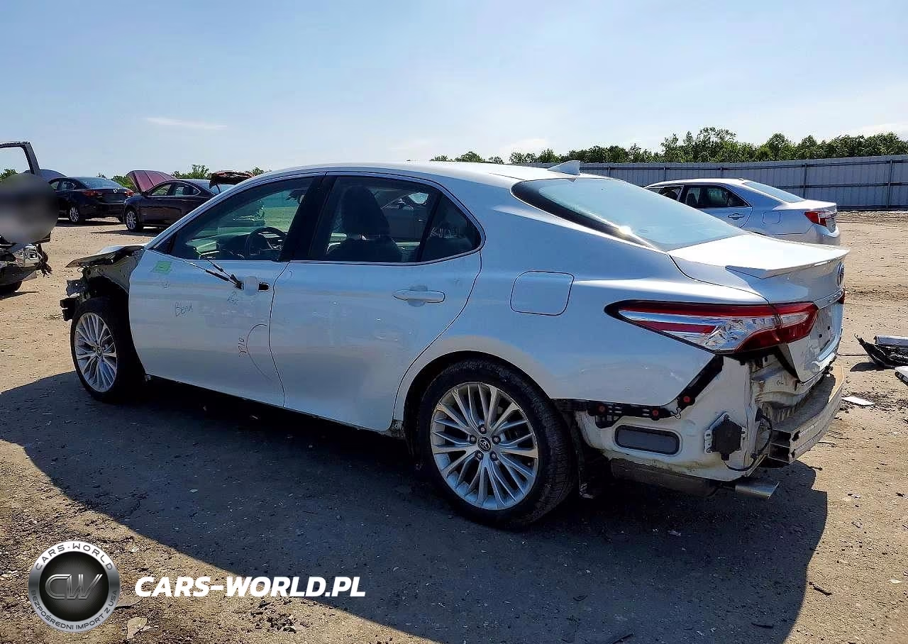 2018 Toyota Camry Hybrid Xle VIN:4T1B21HK9JU005136 - 2